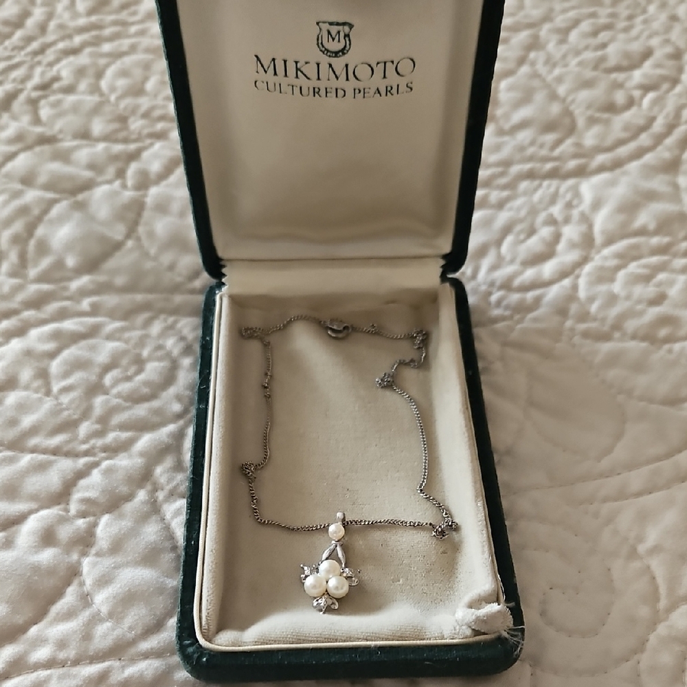 Mikimoto Silver Necklace with White Pearls